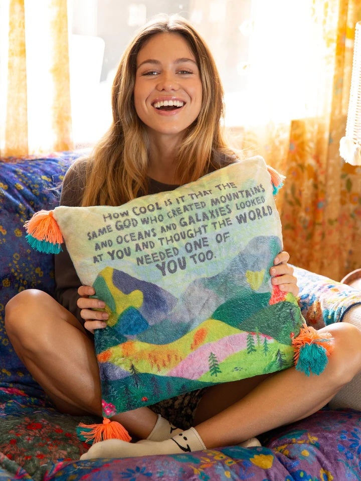 Cozy pillow -how cool