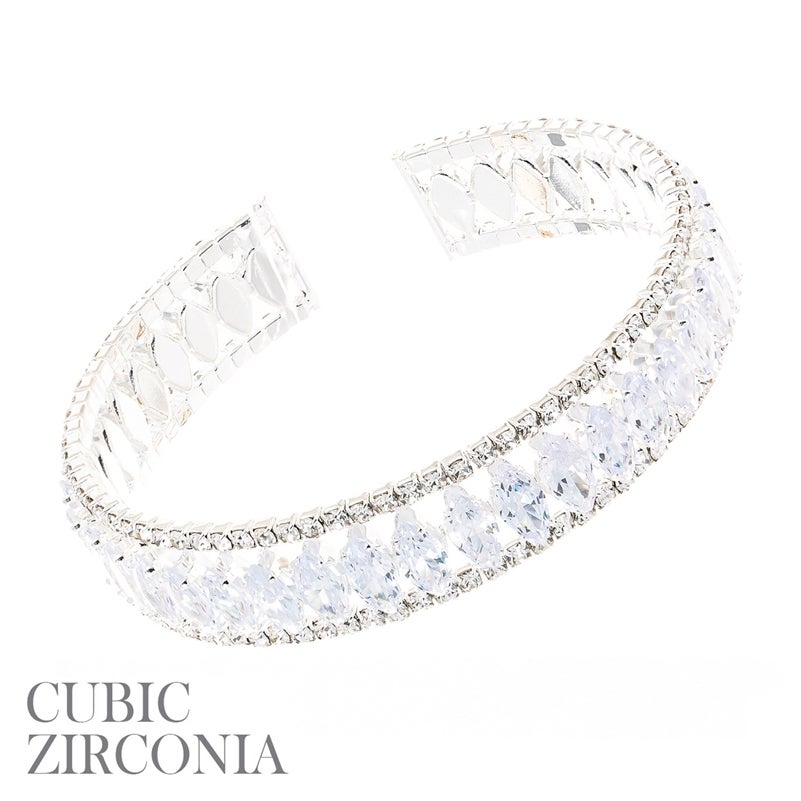 Sparkle marquise stone