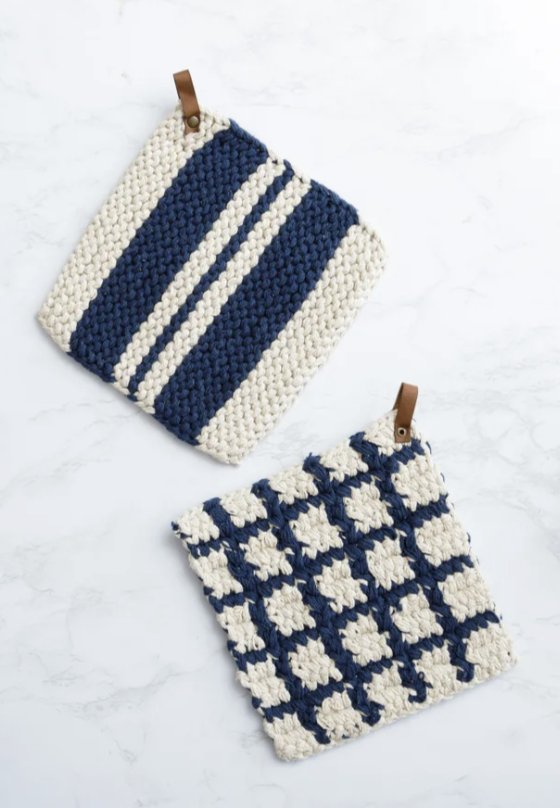 Navy pot holder