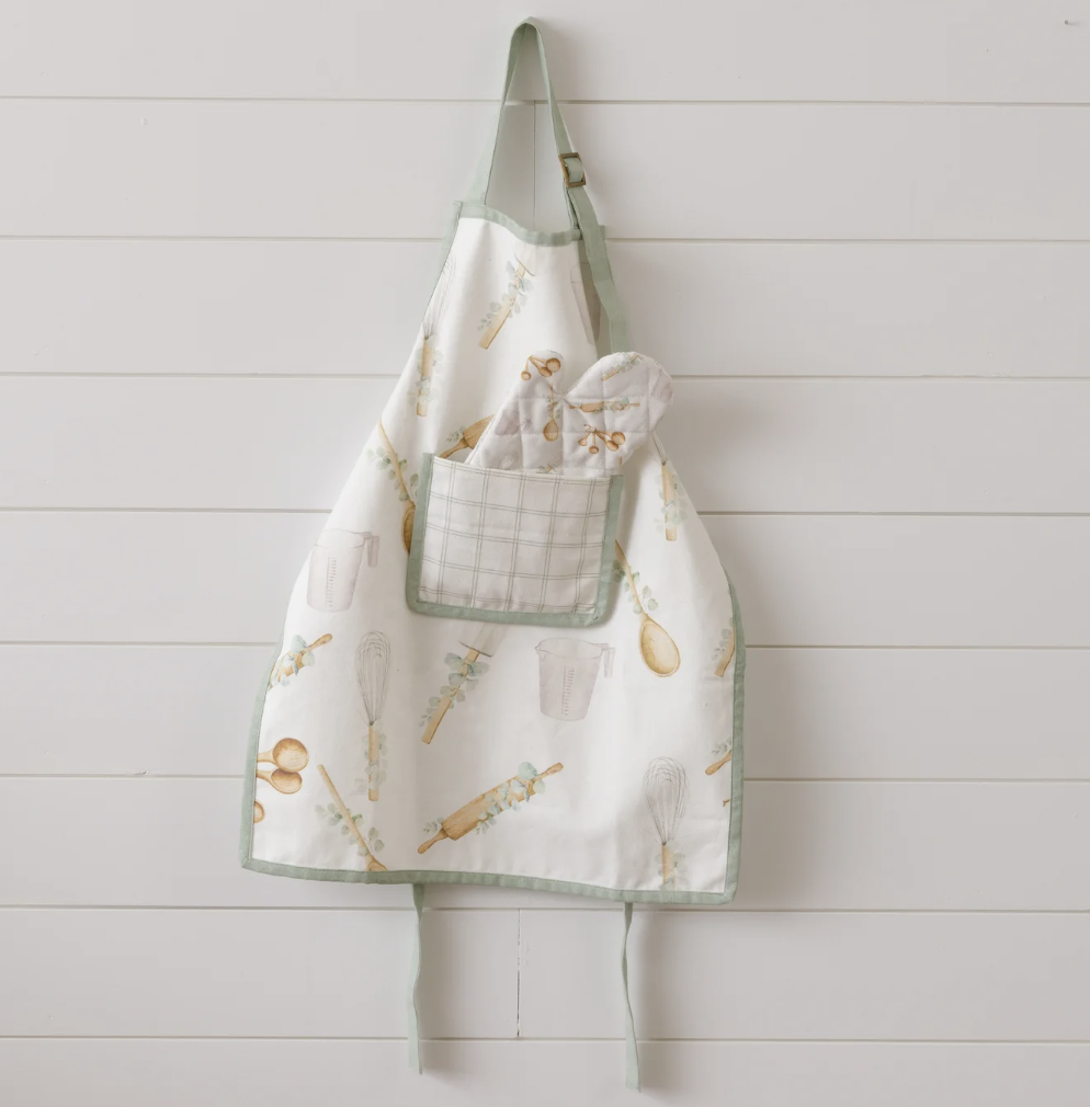 Child’s apron/mit baking