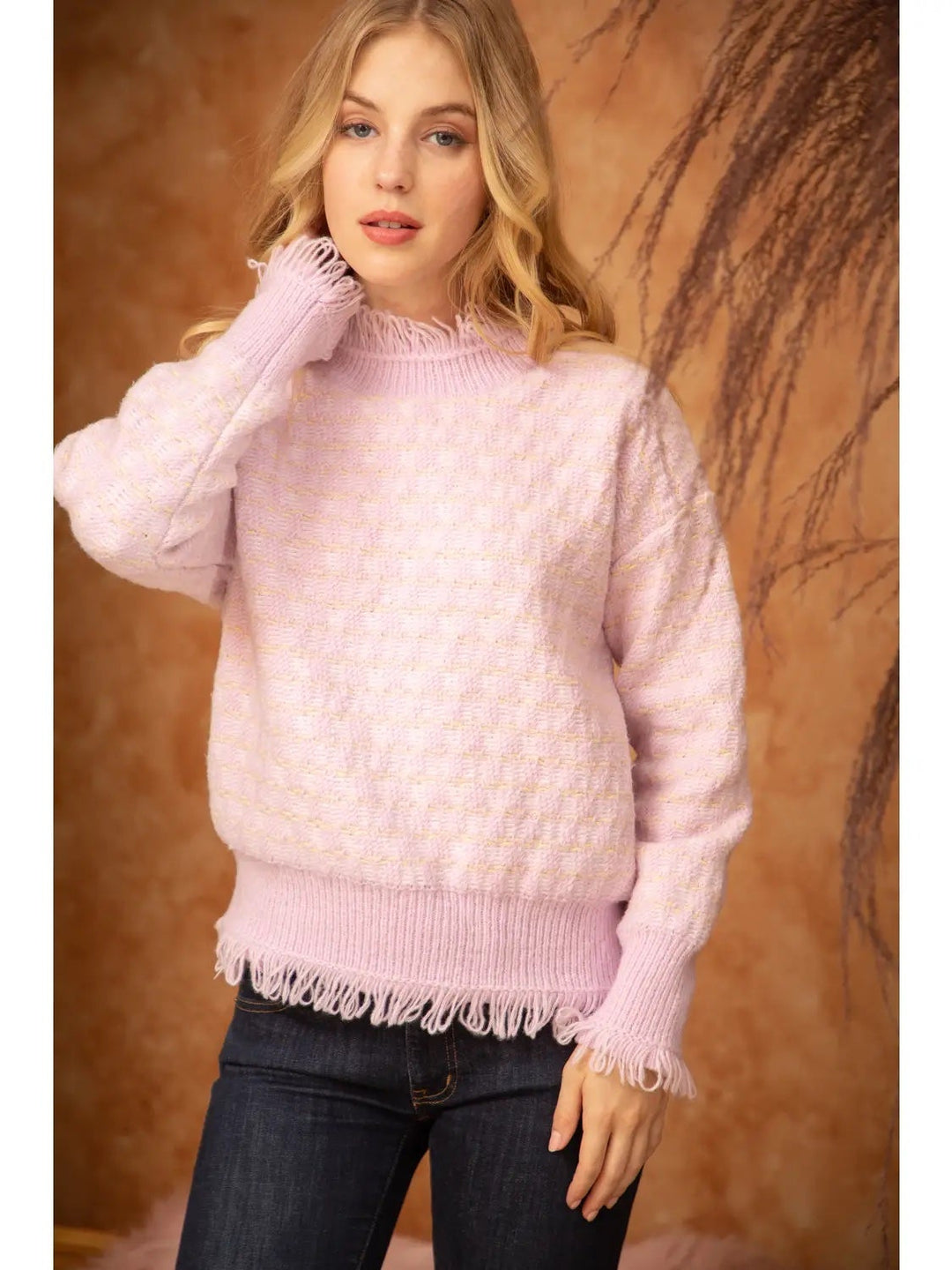 Voy fuzzy edge lav sweater