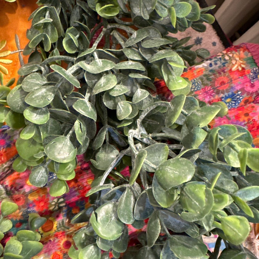 4’ eucalyptus garland