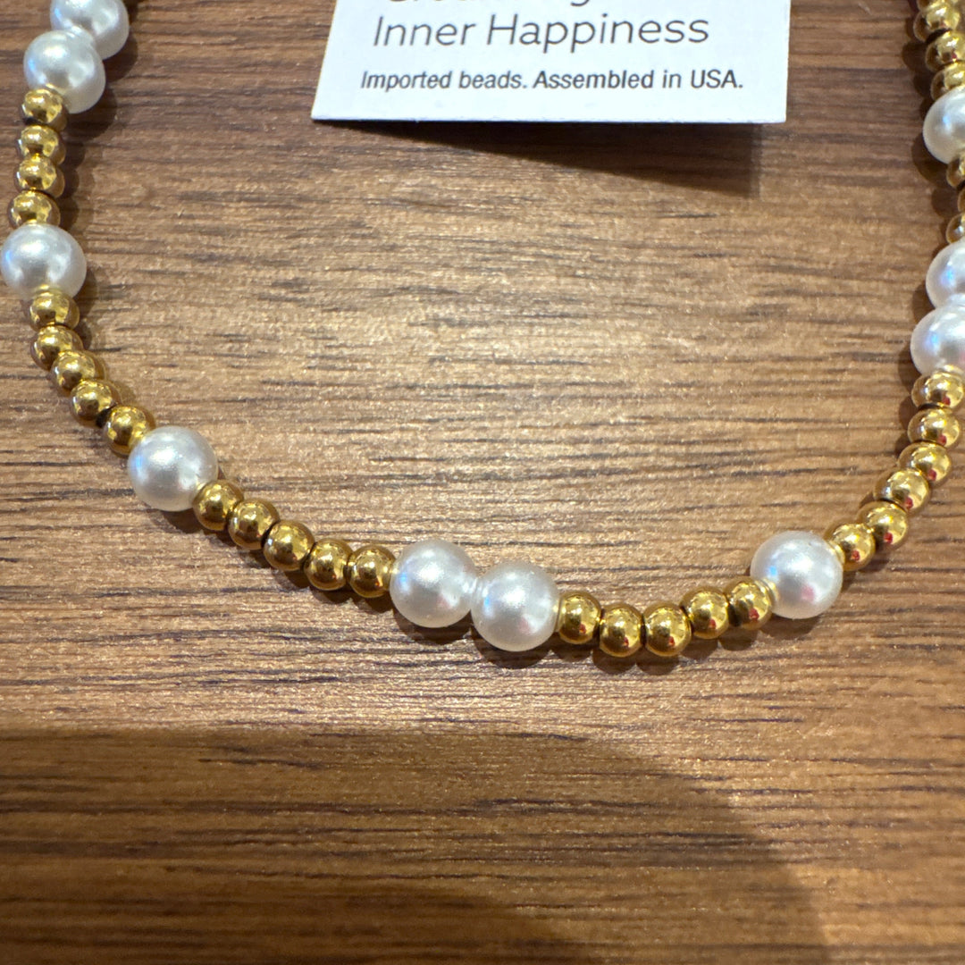 Non tarnish gold pearl mixed bracelet