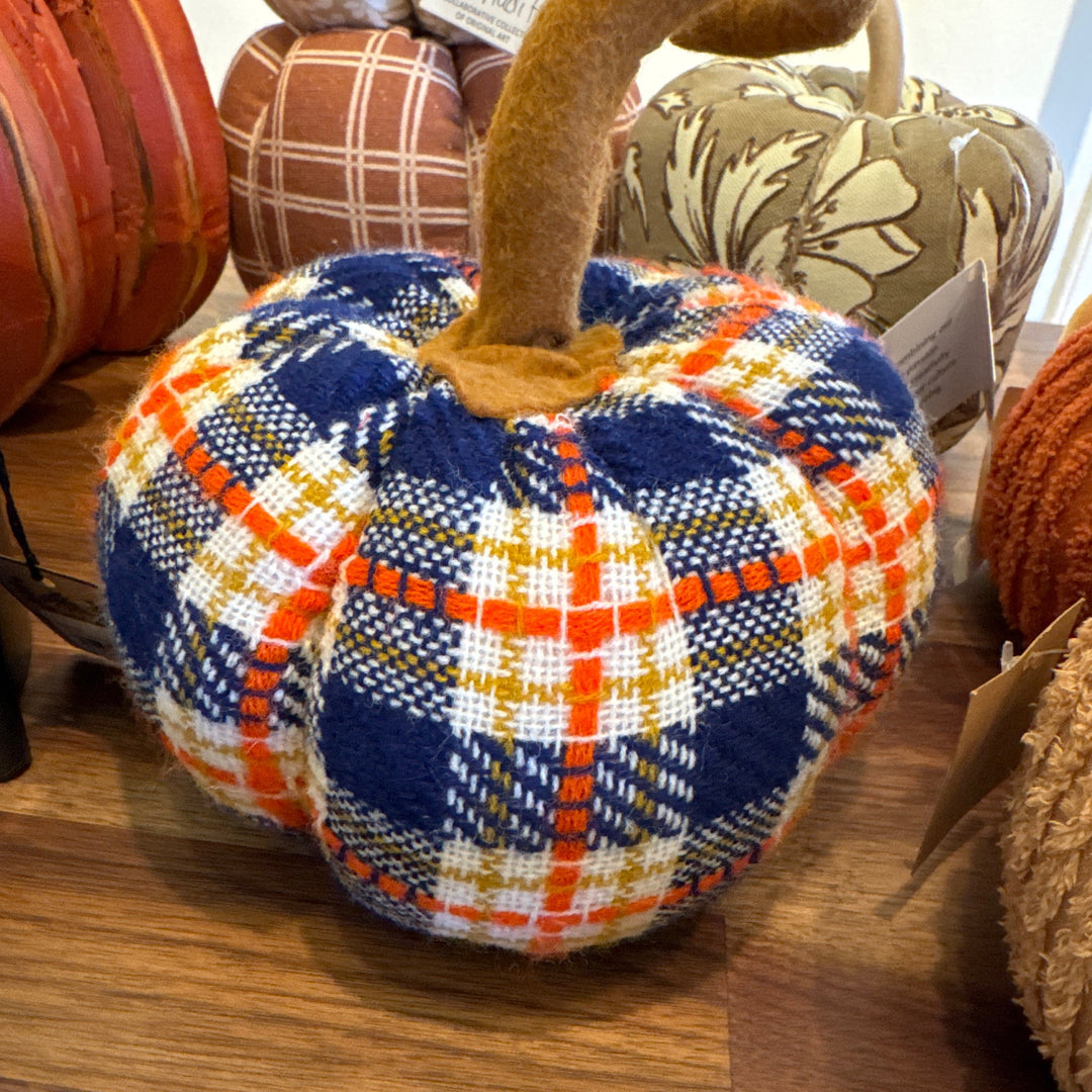Lg fab wool pumpkin