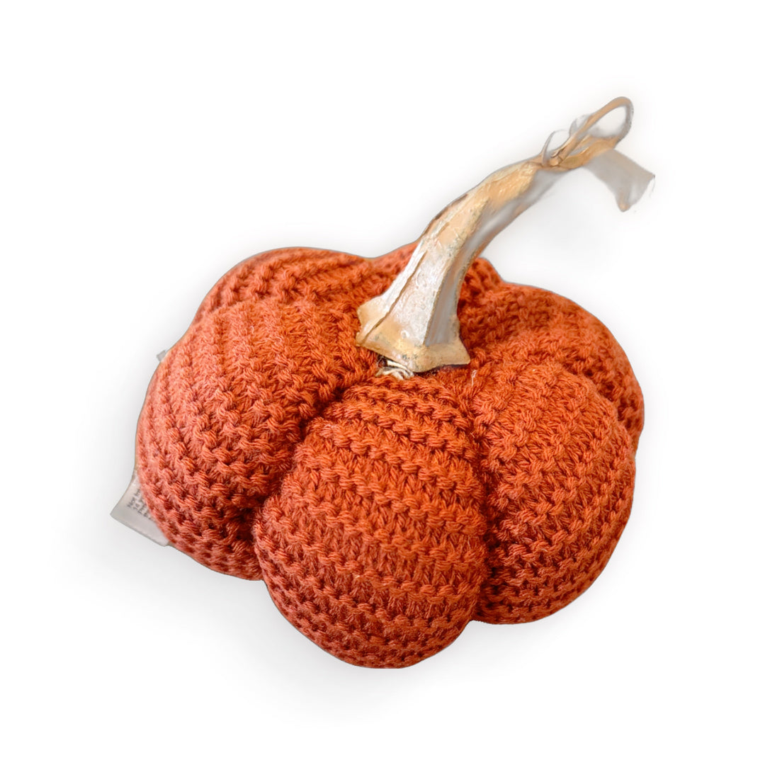 Little orange knit pumpkin