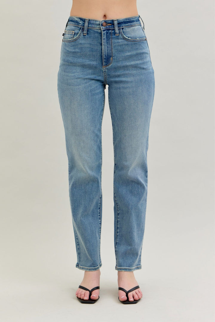 Judy Blue High Waist Straight Fit Jean