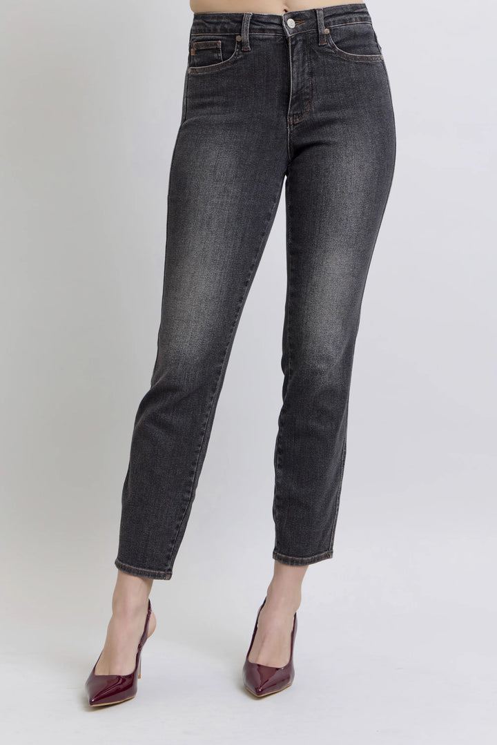 Judy Blue Black Capri