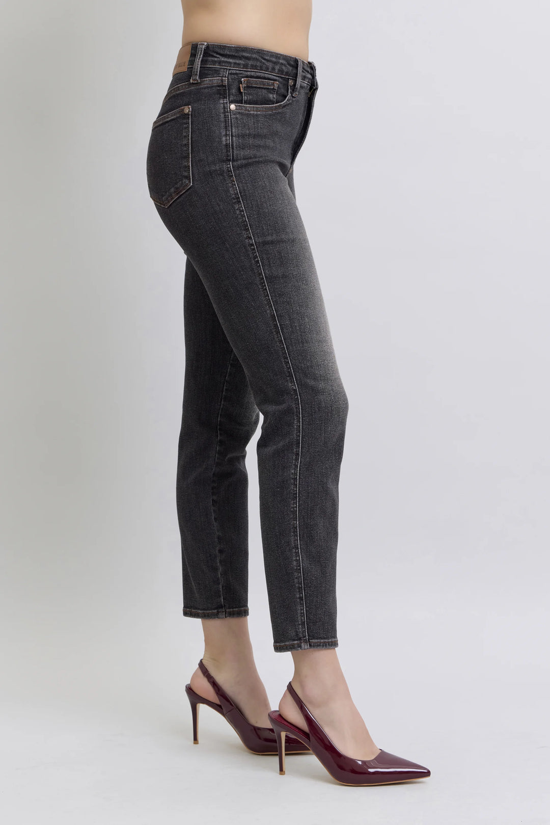 Judy Blue Black Capri