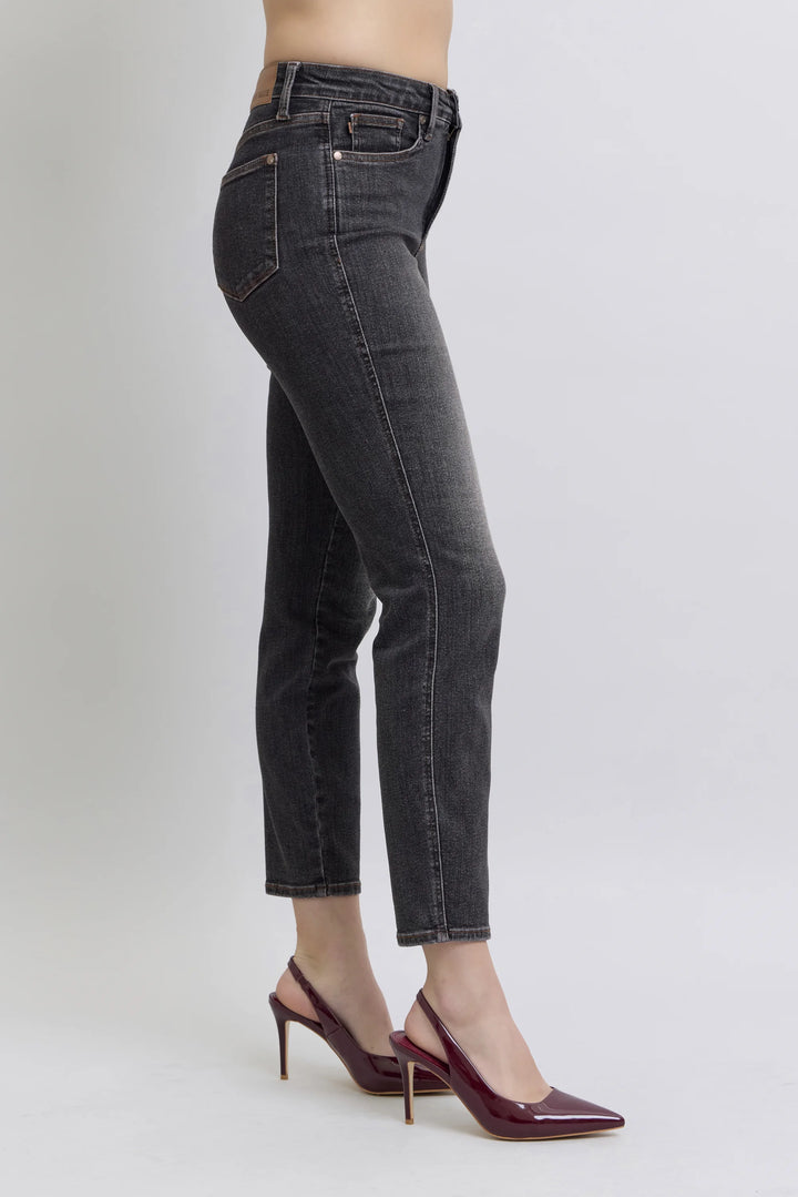 Judy Blue Black Capri
