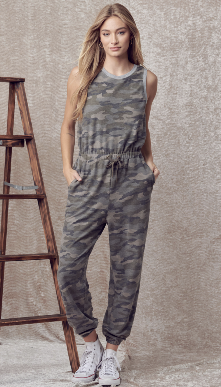 Doe camo jumper