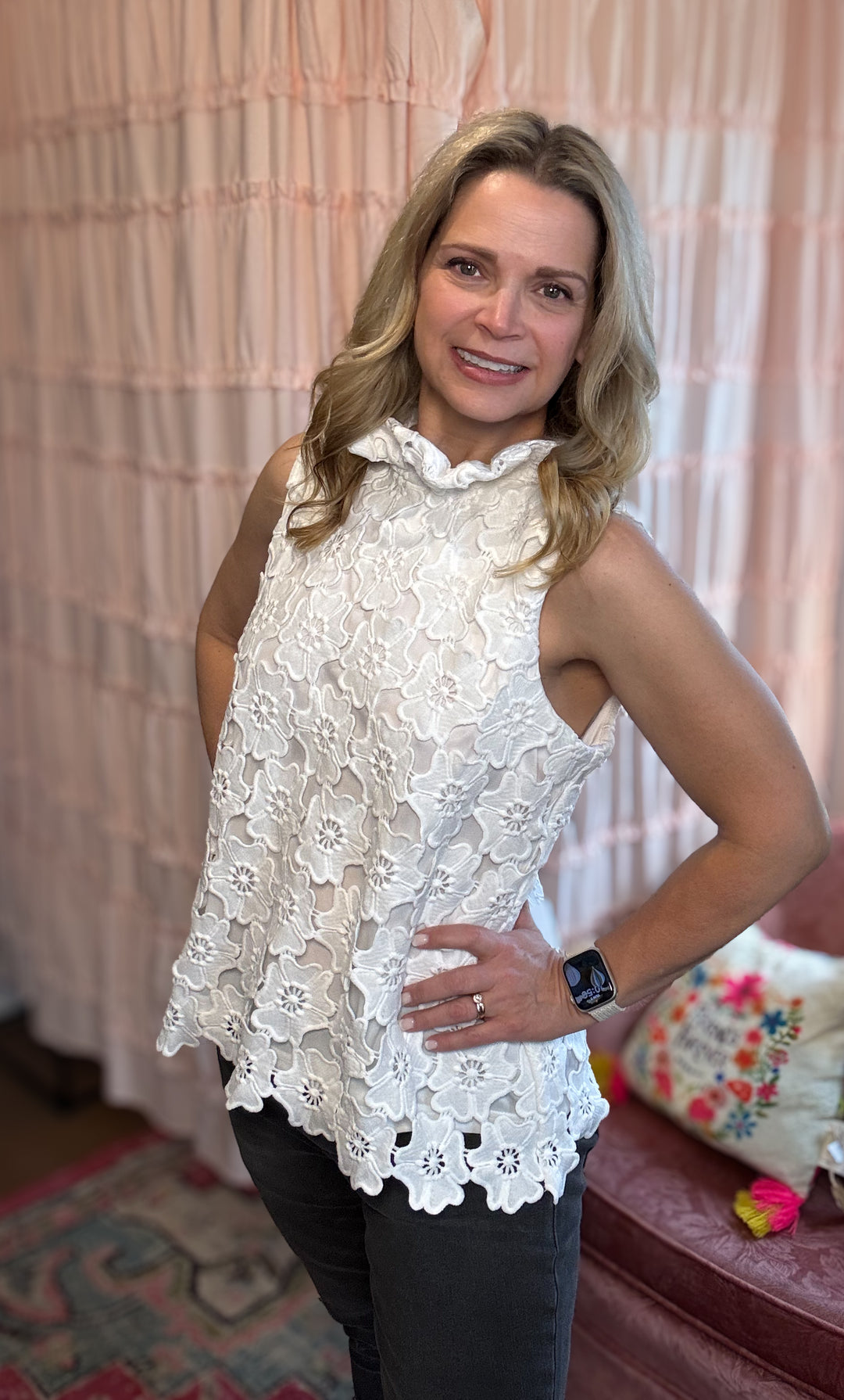 Floral Lace Sleeveless Top
