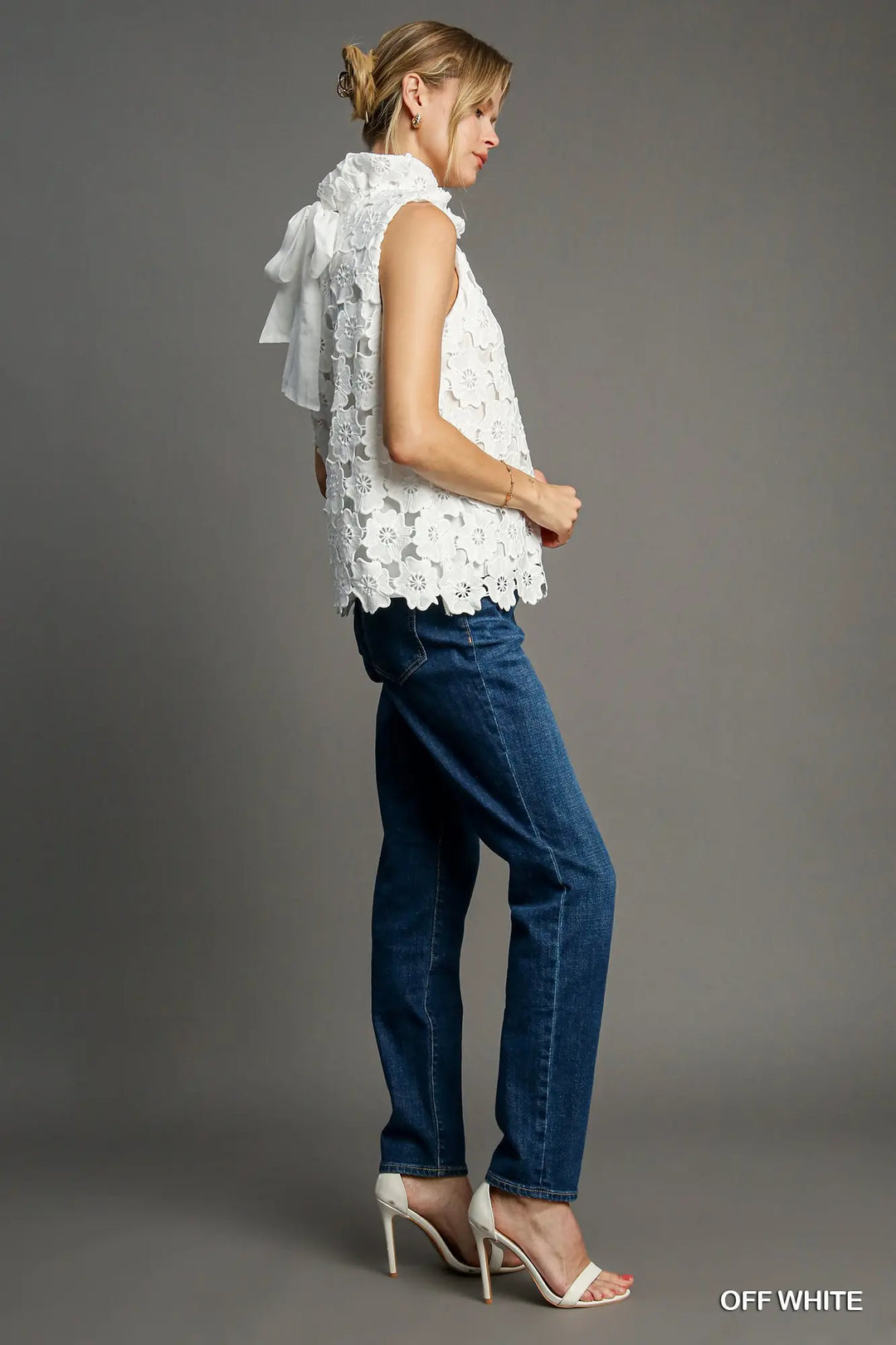 Floral Lace Sleeveless Top