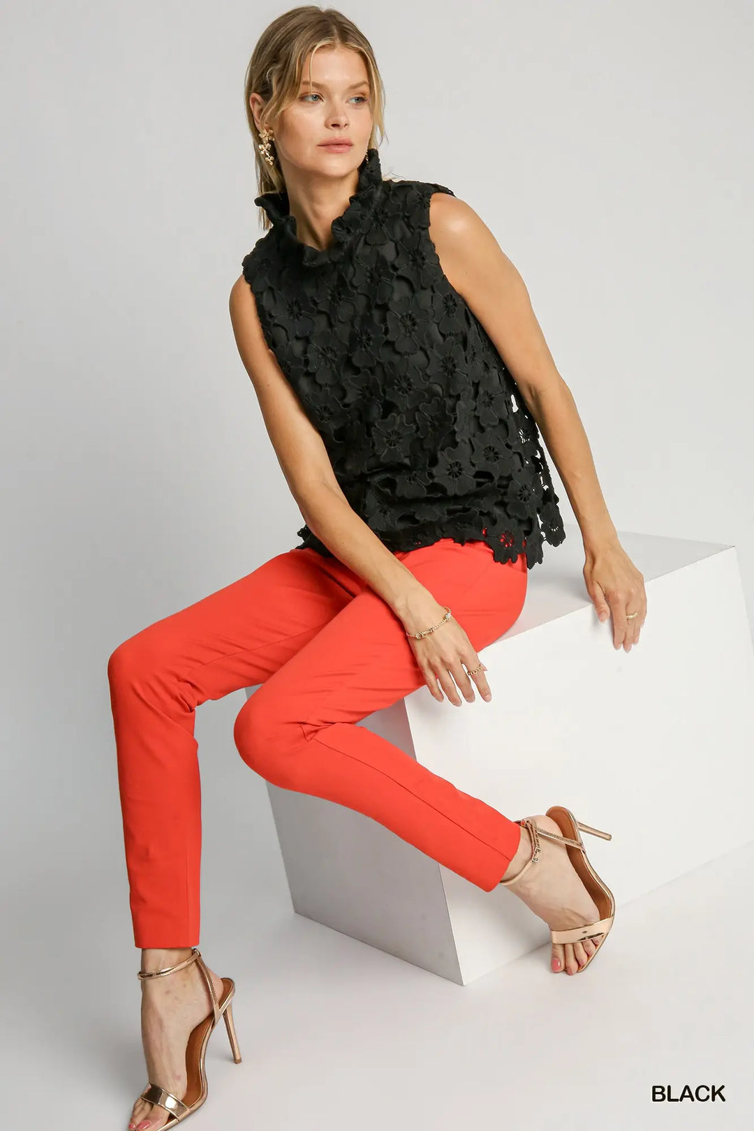 Floral Lace Sleeveless Top