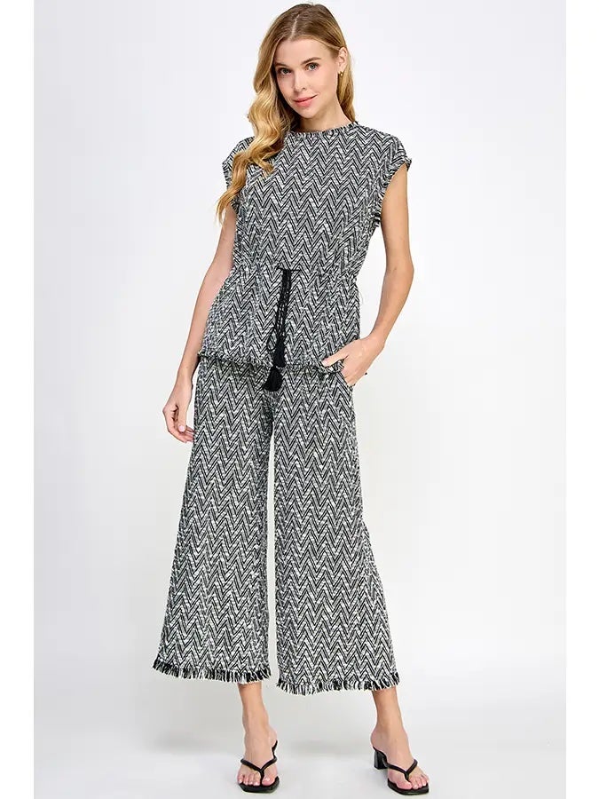 Black & white wide textured pants