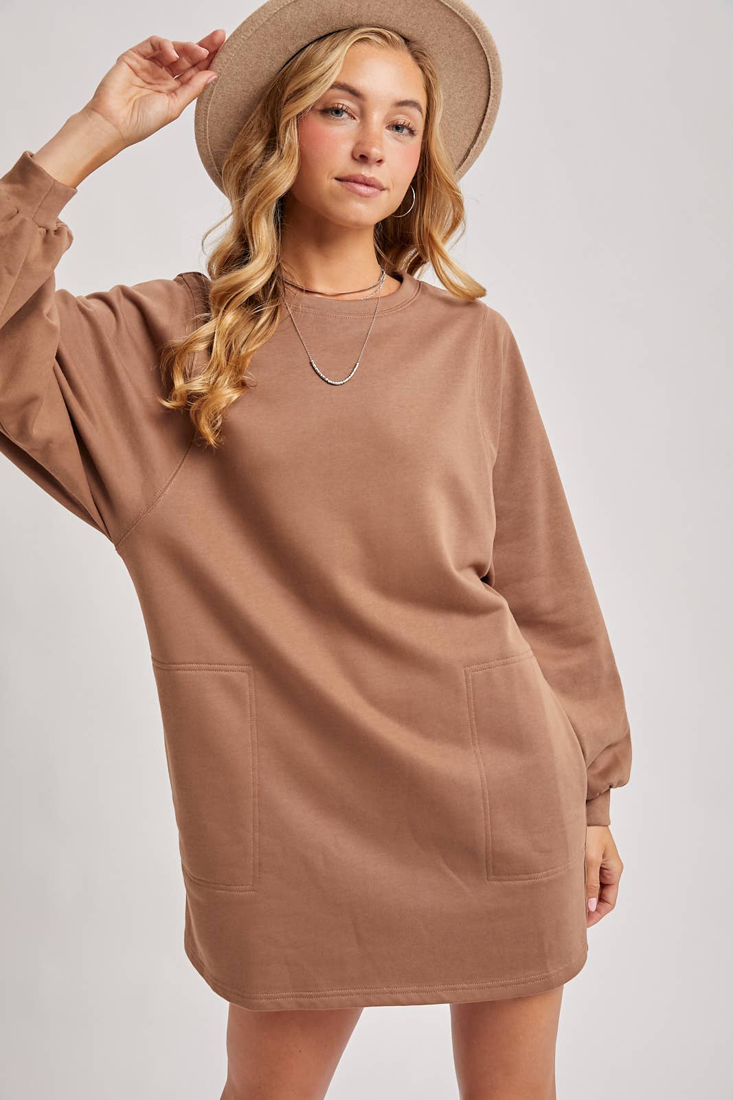 Crew neck sweatshirt oversized with pockets