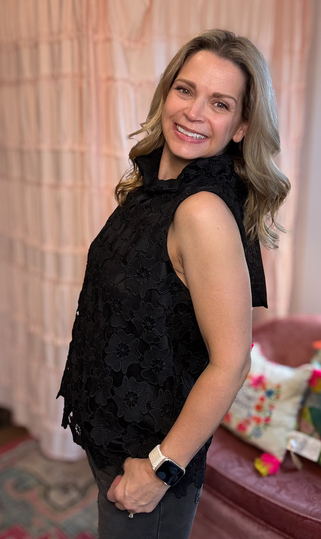 Floral Lace Sleeveless Top
