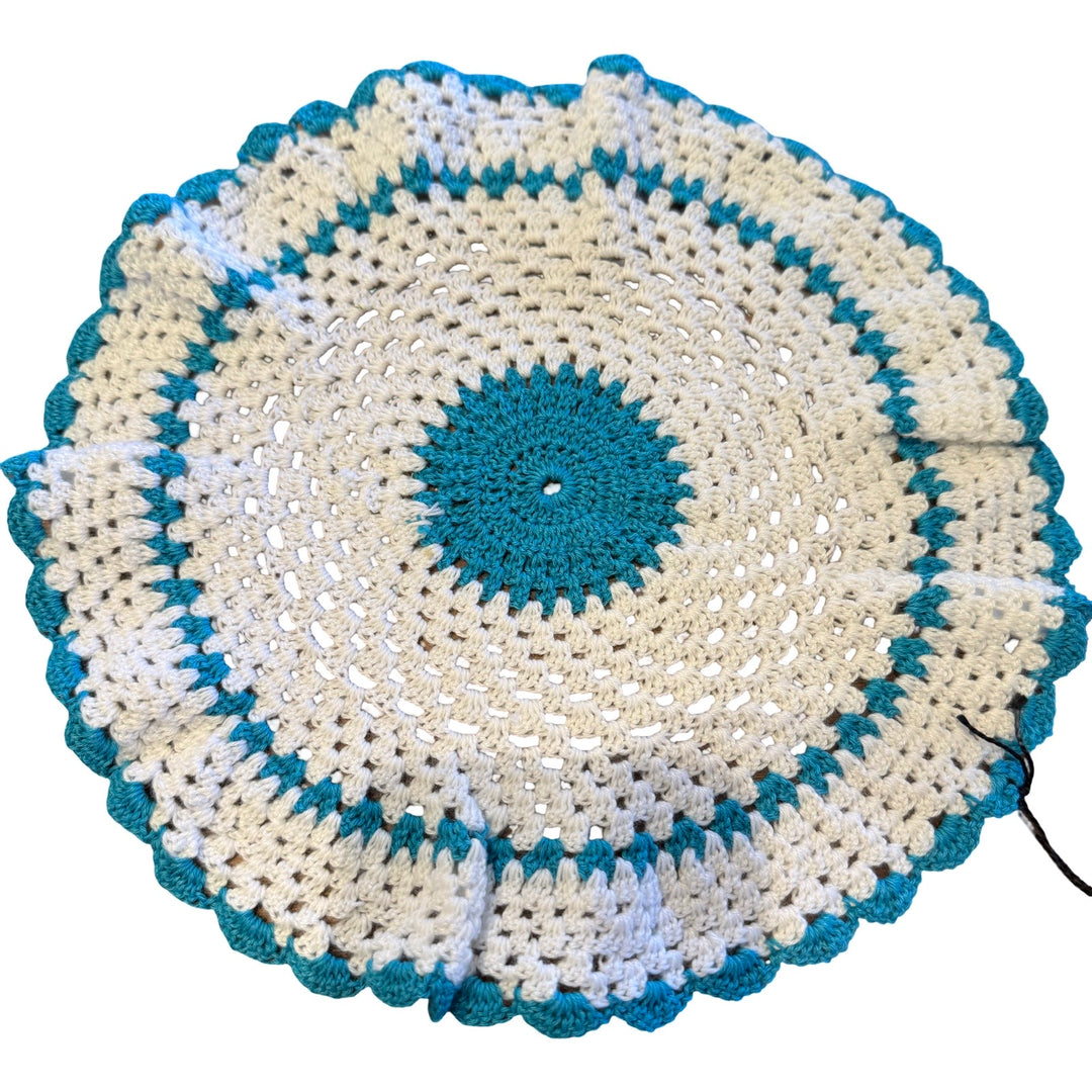 Turquoise/white doily
