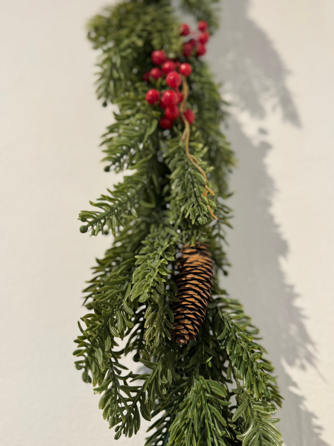 Garland feel real yew