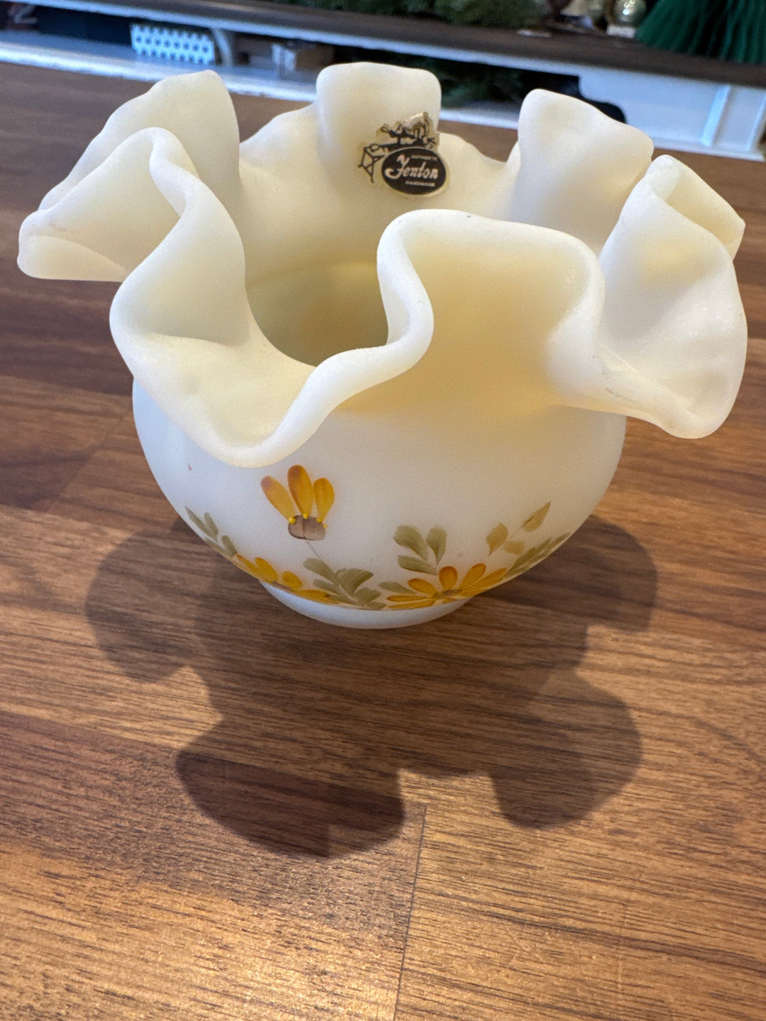 Fenton ruffled vase hand painted &signed